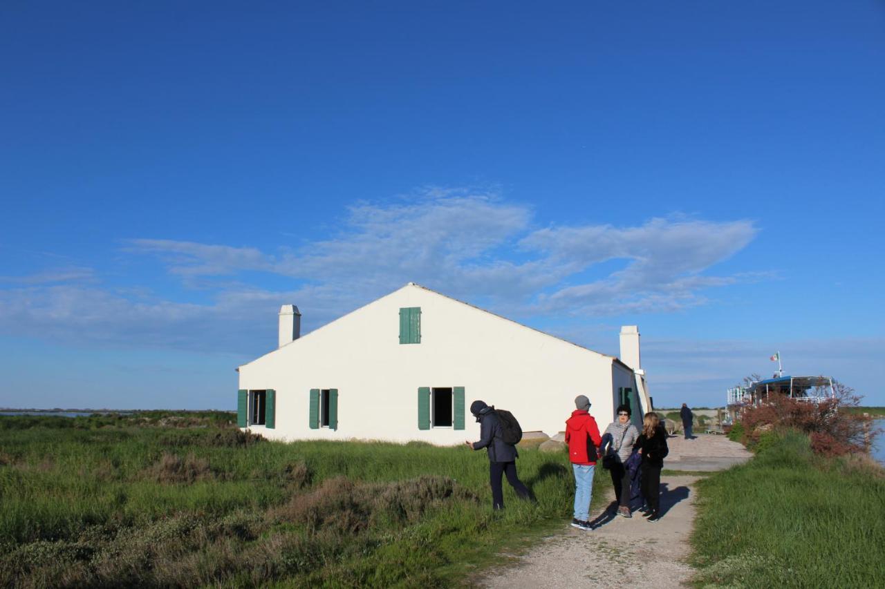 Casa Vacanze “ La Terrazza “ Comacchio Eksteriør billede