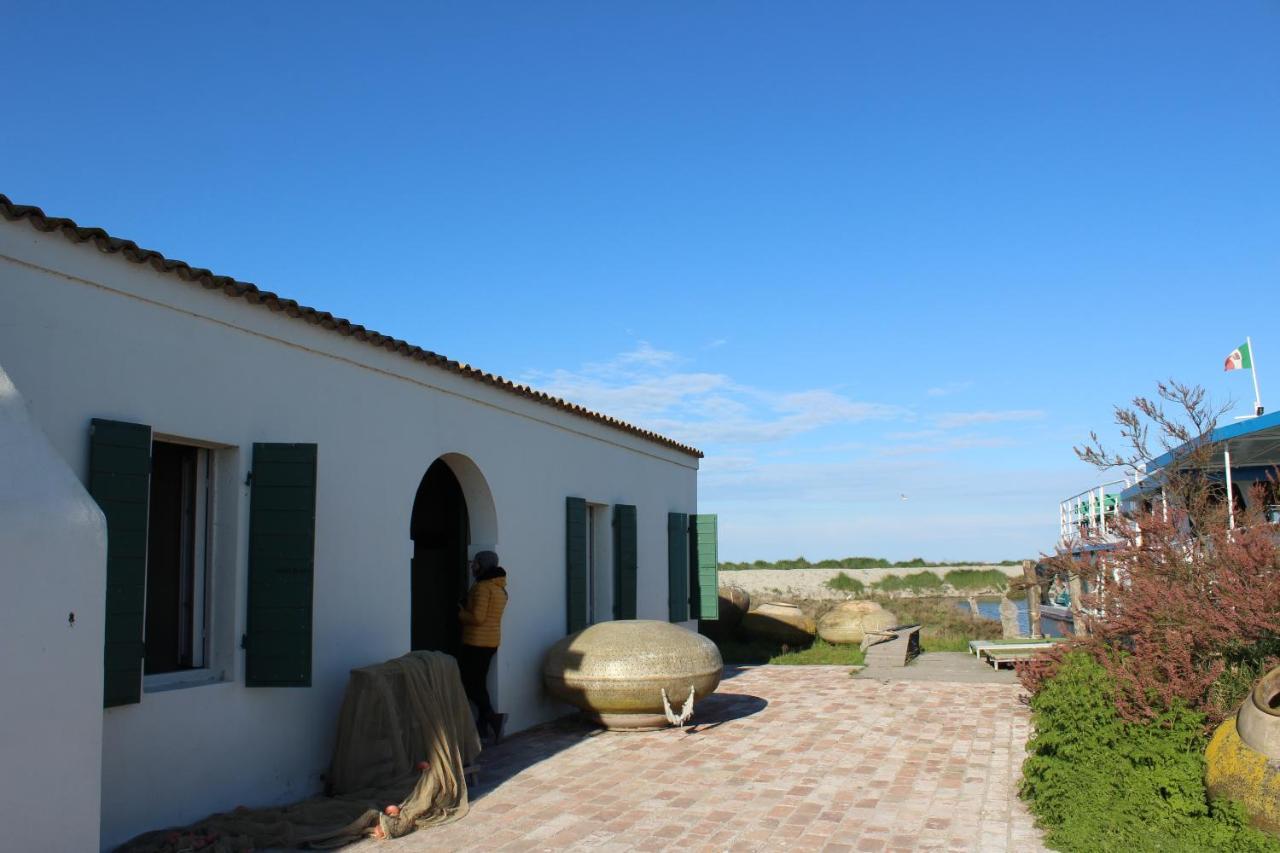 Casa Vacanze “ La Terrazza “ Comacchio Eksteriør billede